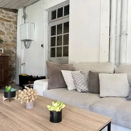 Le Muguet, Maison De Caractere A